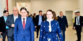 Bildungsminister Neues Projekt LETZTER MOMENT Äußerst ernsthafte Investitionen in rumänische Schulen