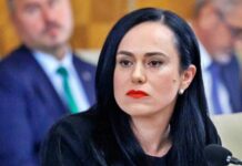 Arbejdsminister Officiel handling SIDSTE ØJEBLIK Simone-Bucura Oprescu Romani