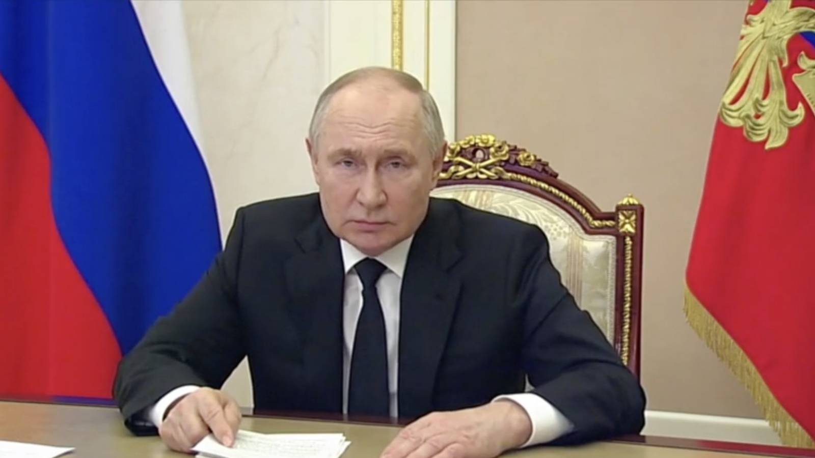 Vladimir Putin anklagar Ukraina för att ha beordrat terroristattacken i Moskva