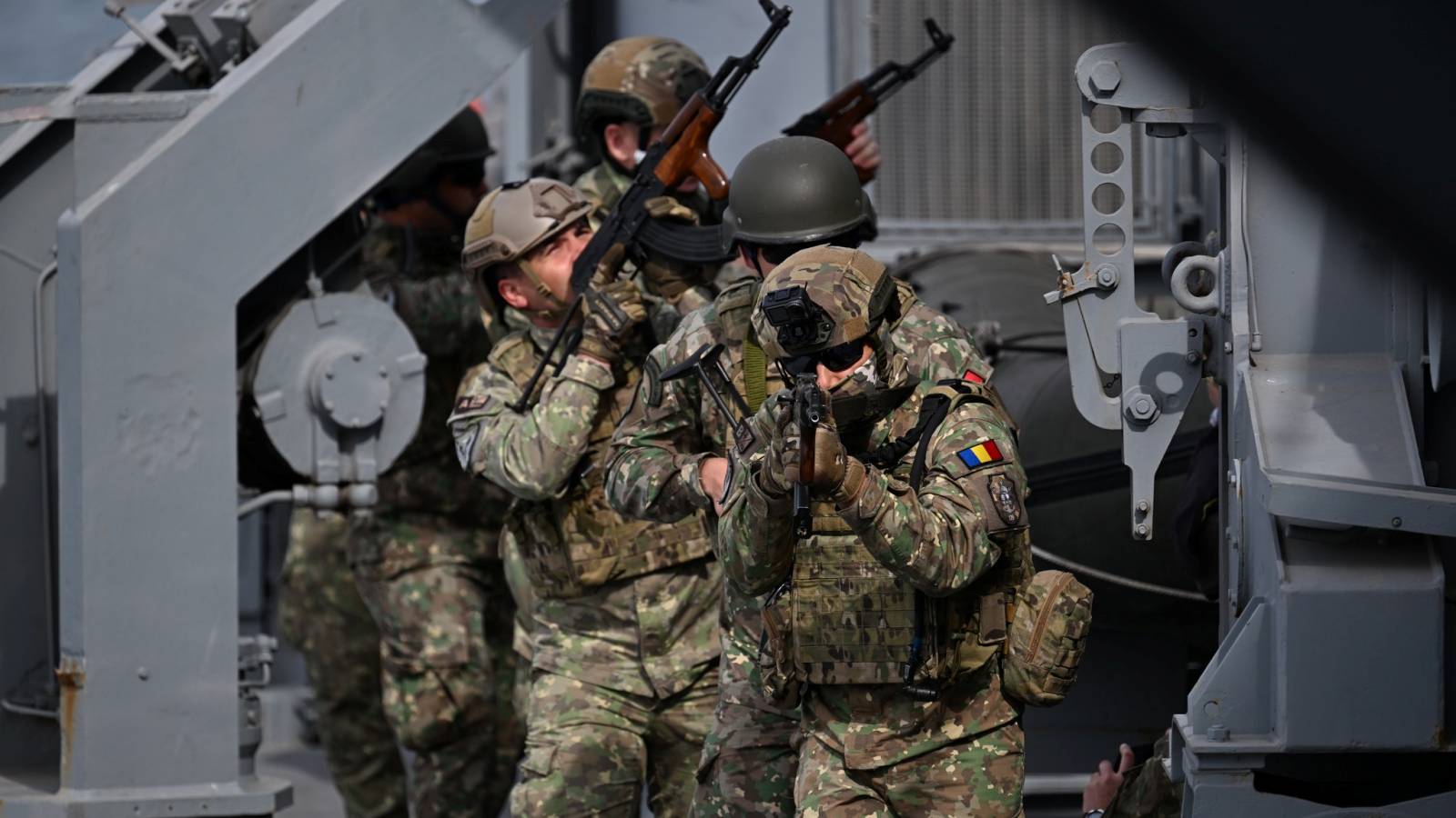 Armée roumaine Actions officielles importantes DERNIER MOMENT Soldats roumains pleins de guerre