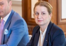 Ministro dell'Istruzione Nuove importanti comunicazioni ufficiali LAST MINUTE portate a Ligia Deca all'attenzione dei romeni