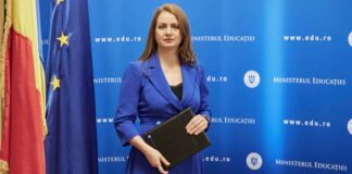 Utbildningsminister Nytt officiellt nationellt projekt LAST MOMENT Förändringar ger Ligia Deca Education