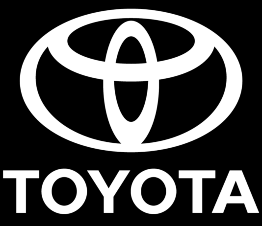Toyota Anunta IMPORTANT Parteneriat Huawei Productia Masini