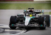 Formula 1 Atacul Oficial ULTIM MOMENT Lewis Hamilton Impotriva Mercedes