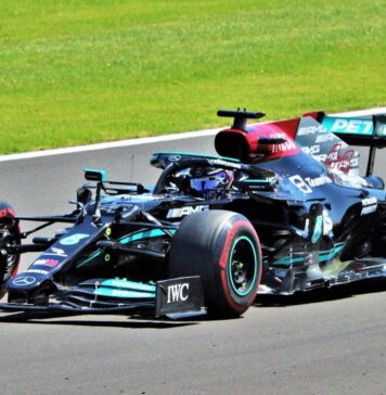 L'ufficiale della Formula 1 rivela LAST MOMENT Lewis Hamilton Milioni di fan