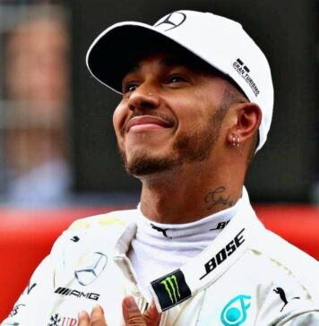 Formel 1 officielle nyheder SIDSTE ØJEBLIK Lewis Hamilton OVERVEVER, hvordan han følger i Michael Schumachers fodspor