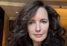 Kristin Davis, Acrita din Serialul Sex and the City, are un Look Complet Diferit fara Operatii Estetice Kristin Davis Acrita Serialul Sex and the City Look Complet Diferit fara Operatii Estetice