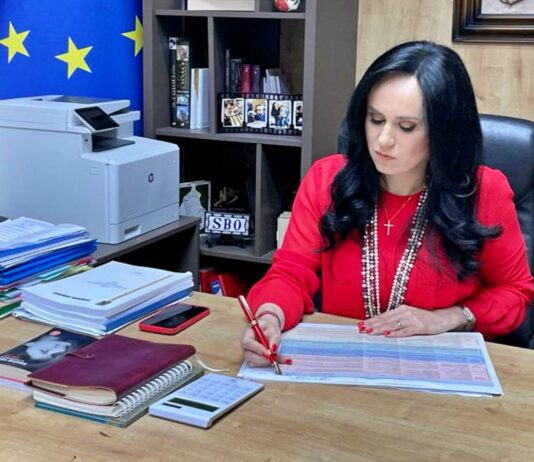 Arbejdsministerens officielle foranstaltninger SIDSTE MINUTE Sæt rumænsk ansøgning
