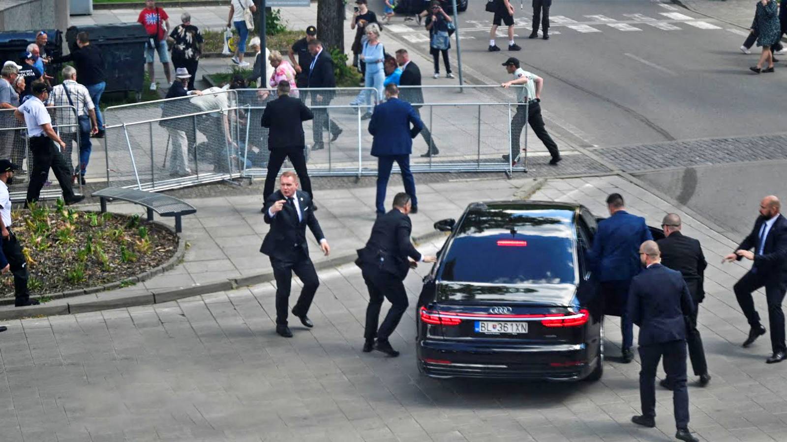 Premierul Slovaciei Impuscat Tentativa Asasinat