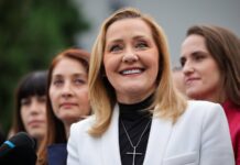 Atacul de ULTIM MOMENT al Elenei Lasconi la Micea Geoana, ce Reclama Presedintele USR Atacul ULTIM MOMENT Elenei Lasconi Micea Geoana Reclama Presedintele USR