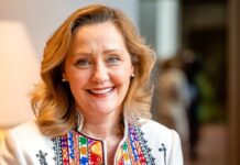 Anunturile de ULTIM MOMENT ale Elenei Lasconi privind Formarea unui nou Guvern Pro-European Anunturile ULTIM MOMENT Elenei Lasconi Formarea nou Guvern Pro-European