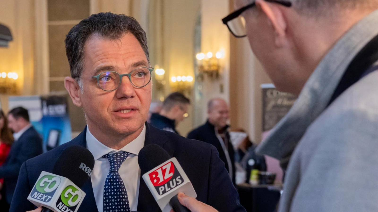 Contractele Oficiale ULTIM MOMENT Stefan-Radu Oprea Semnat Viitorul Romaniei