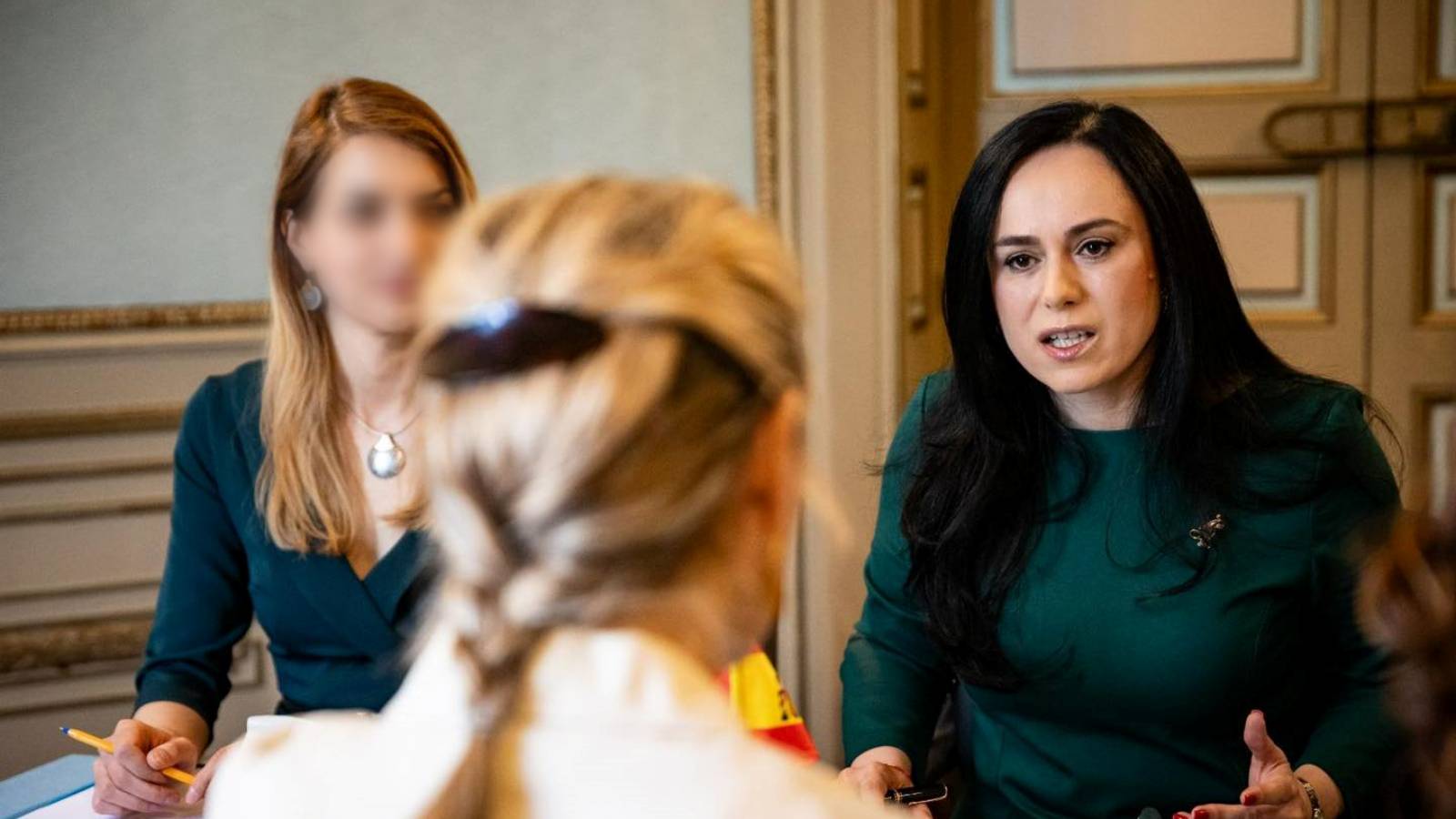 Proces Oficial ULTIM MOMENT Finalizat Simona Bucura-Oprescu Permiera Majora Romania