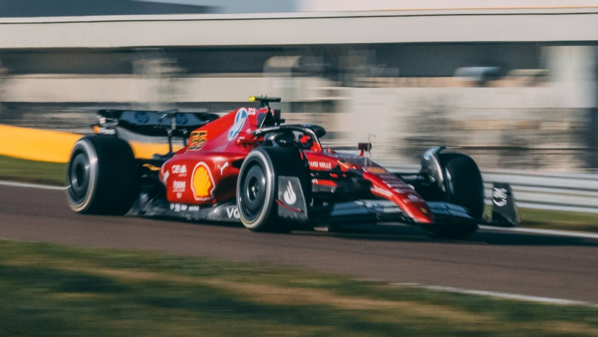 Formula 1 Anunturile Ferrari Lewis Hamilton Inaintea Debutului Noului Sezon