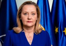 Elena Lasconi IRONIZEAZĂ Victor Ponta Anunță Prioritățile Președinte României