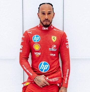Formula 1 Lewis Hamilton CHINUIE Anunta Directorul Mercedes Pilot