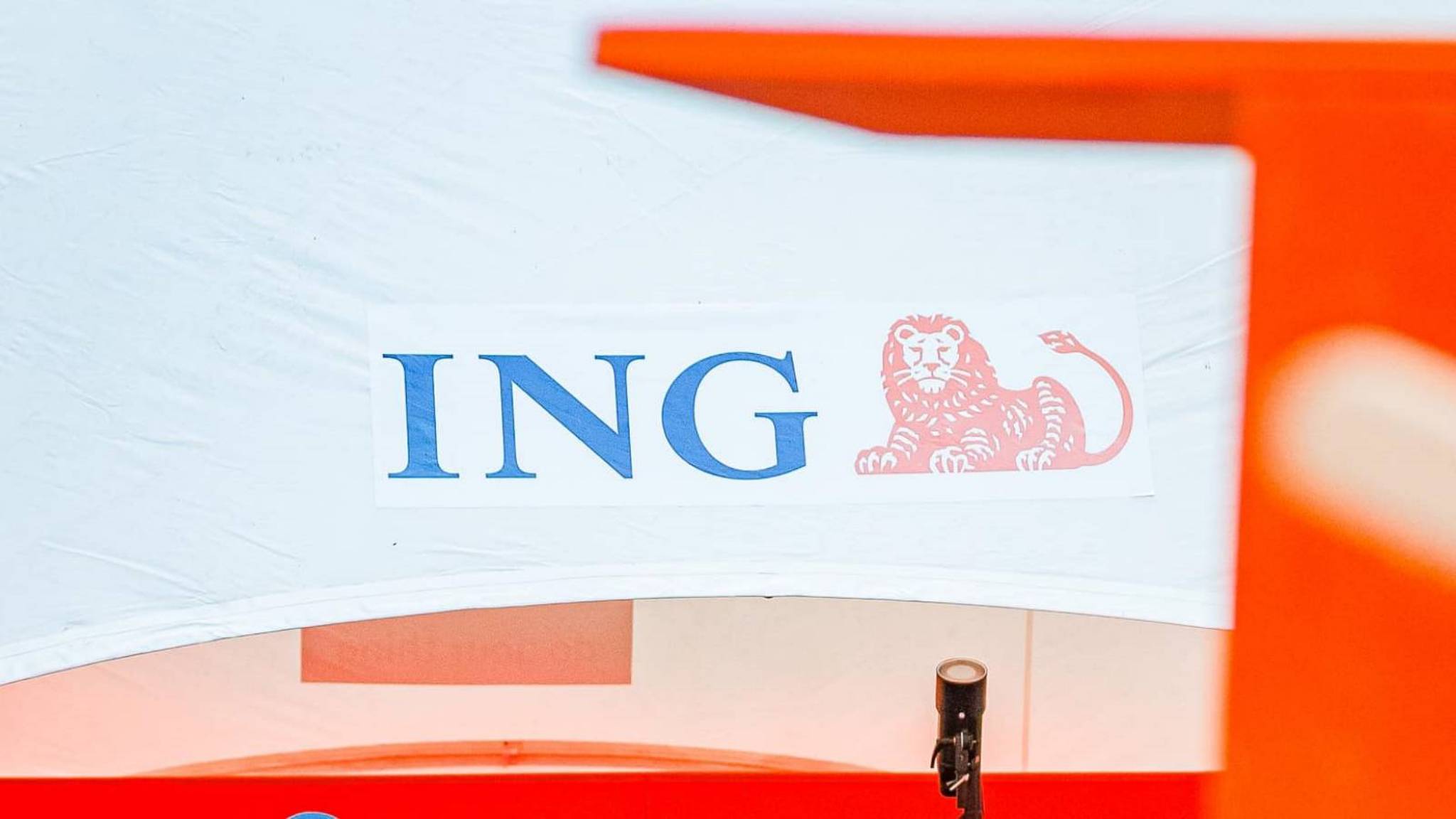 ING Bank: Cererile IMPORTANTE pentru Clienti si Explicatiile Publicate in Romania