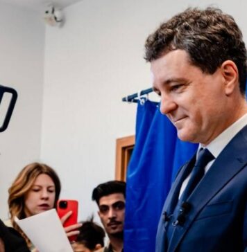 Nicusor Dan Acuza George Simion MINTE Neadevaruri Dezminte