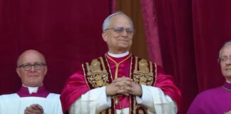 Papa Leo Ales Cardinalii Vatican Cine Este Noul Papa Roma