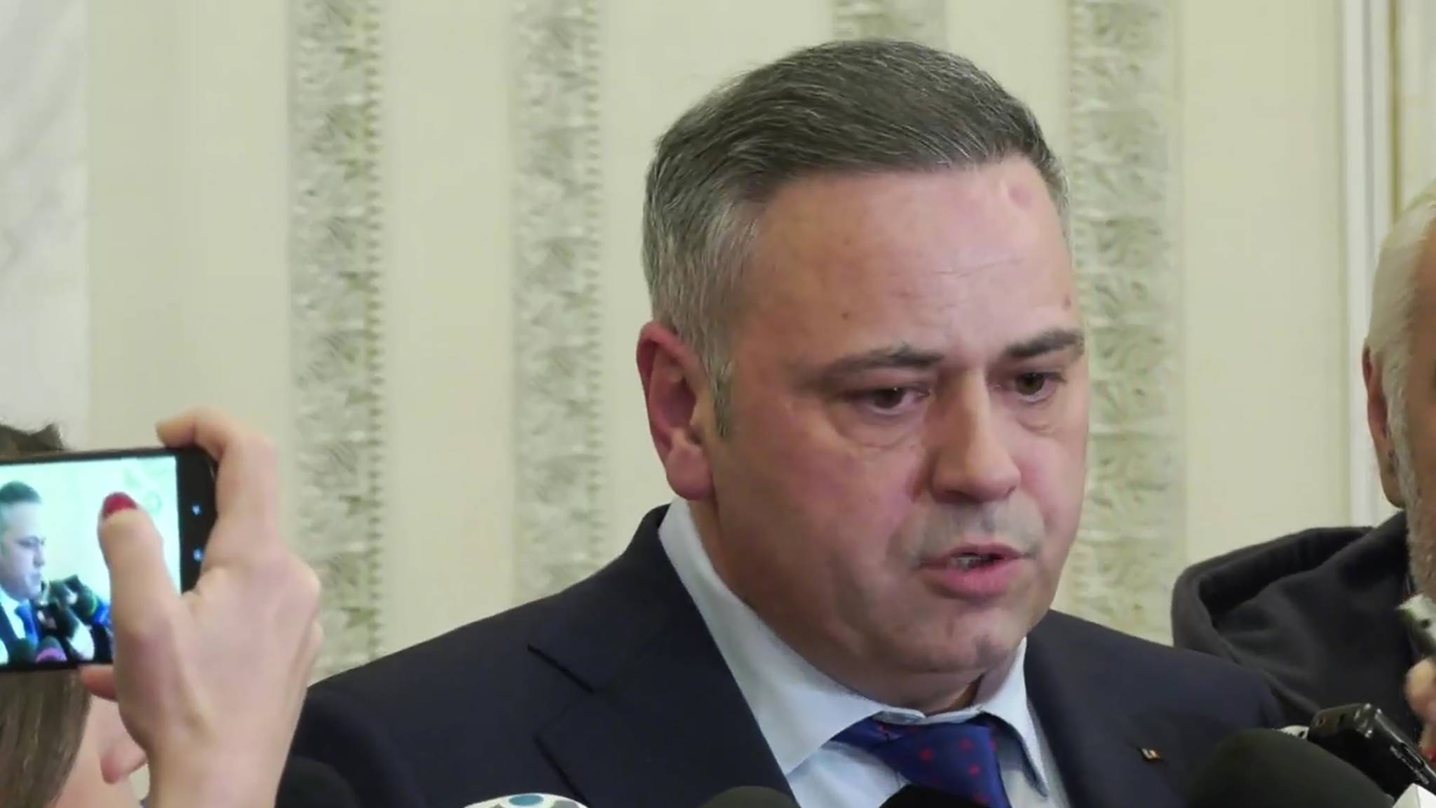 Decretul Normativ Formulat de Florin Barbu de ULTIMĂ ORĂ cu Avizarea Măsurilor pentru Români