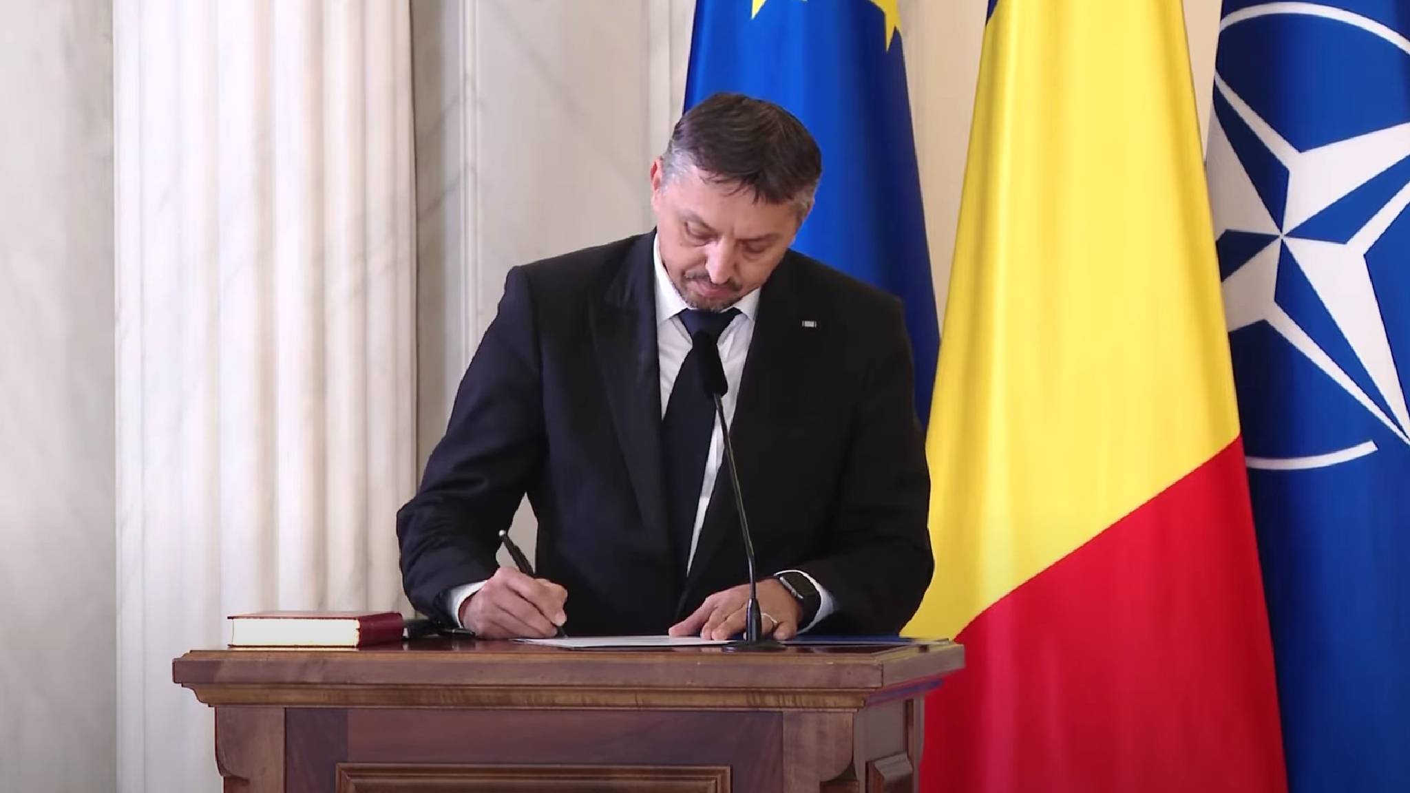 Ministrul Educatiei Emite Ordinul NORMATIV al Guvernului cu Standarde Oficiale pentru Scolile Romaniei
