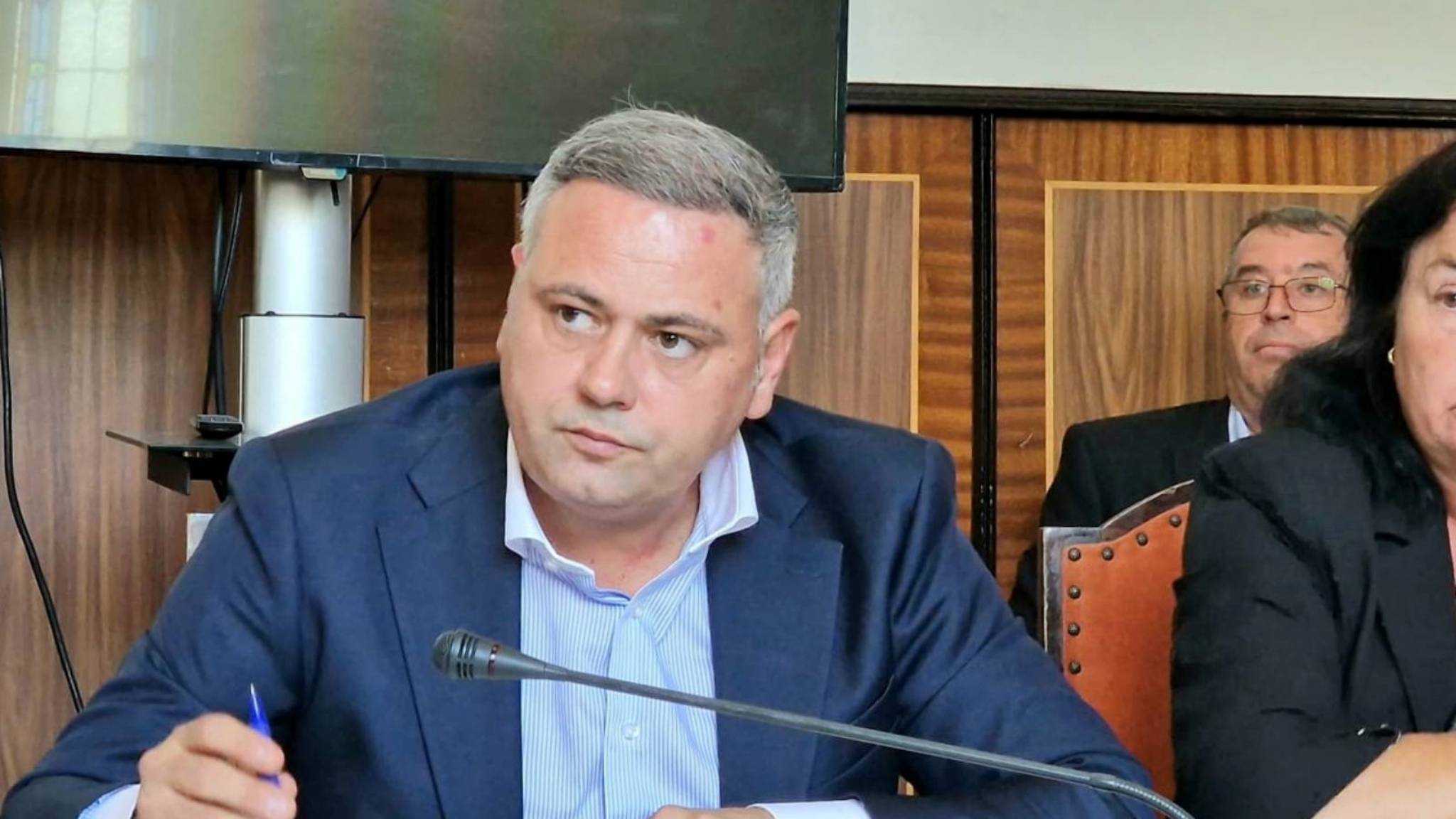 Ordonanta de URGENTA Formulata de Florin Barbu cu Masuri Necesare Impuse de Guvern in Romania