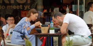 Sindromul Boerhaave explozie esofag Triadaei Mackler street food