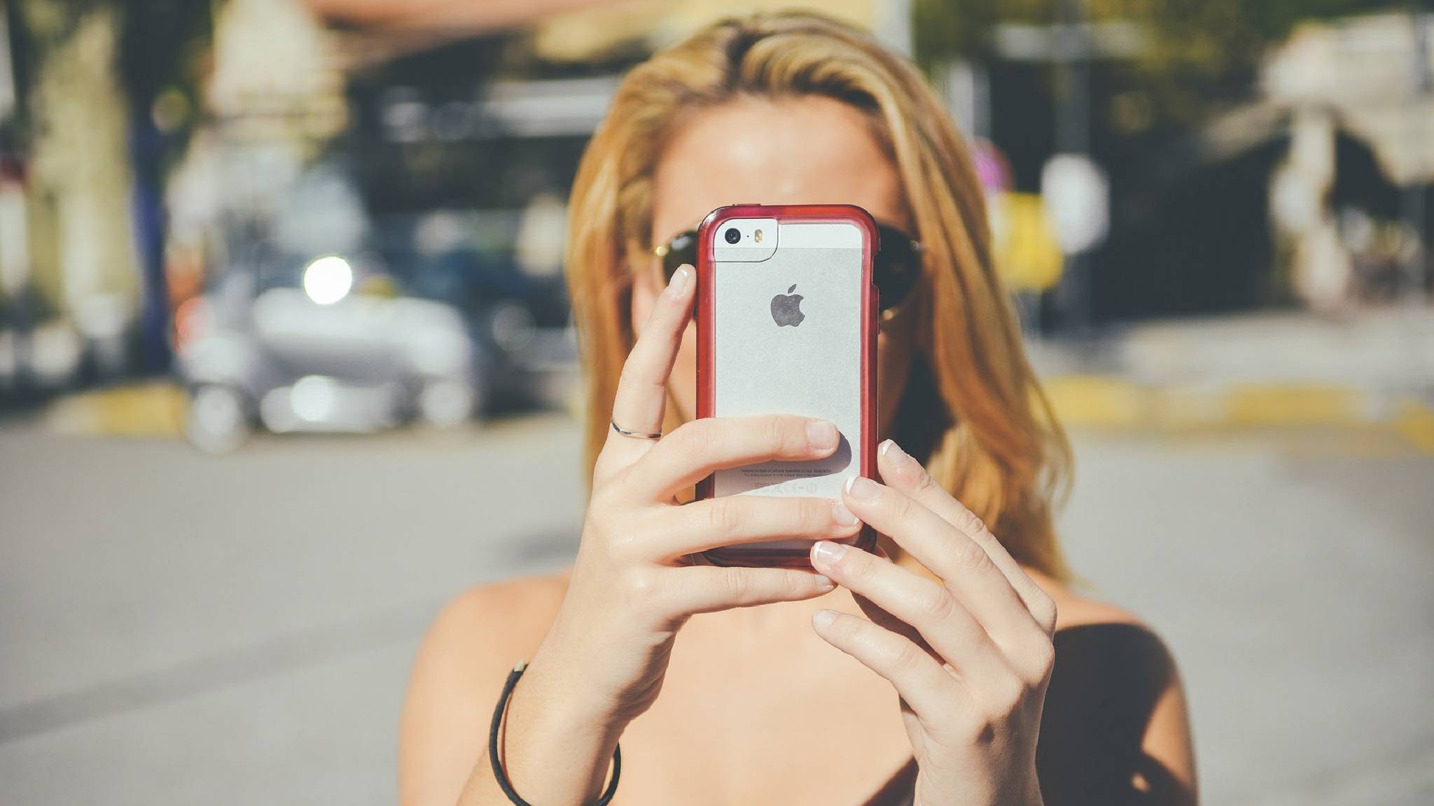 ANCOM Anunta Aplicarea de Amenzi Usturatoare Vanzatorilor de Telefoane Mobile