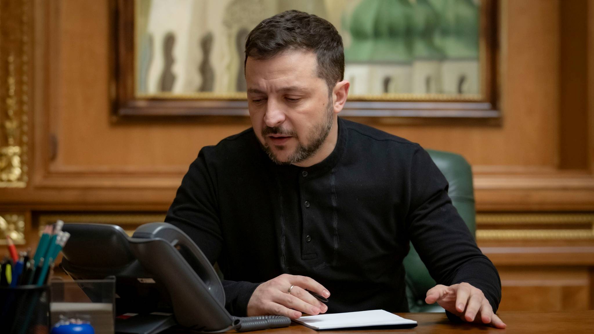 Actele lui Volodimir Zelenski pentru Ucraina in Plin Razboi Distrugator al Rusiei