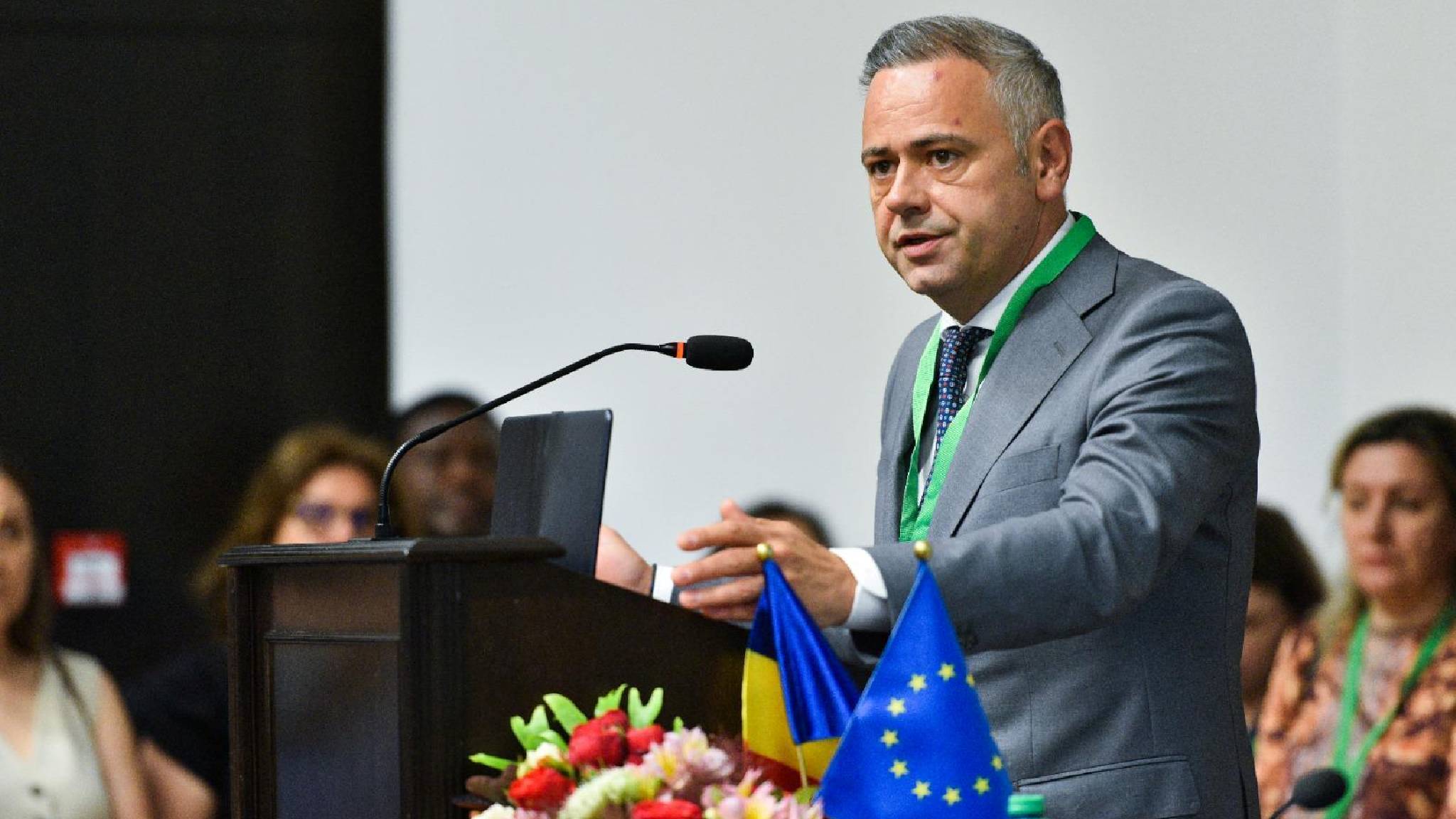 Decretul Normativ al Sanctiunilor de ULTIMA ORA Dispuse Azi de Florin Barbu cu Aplicare in Toata Romania