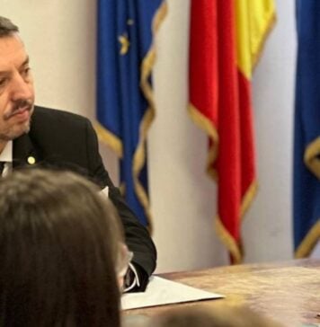 Raportul Ministrului Educatiei burse elevi scoli romania