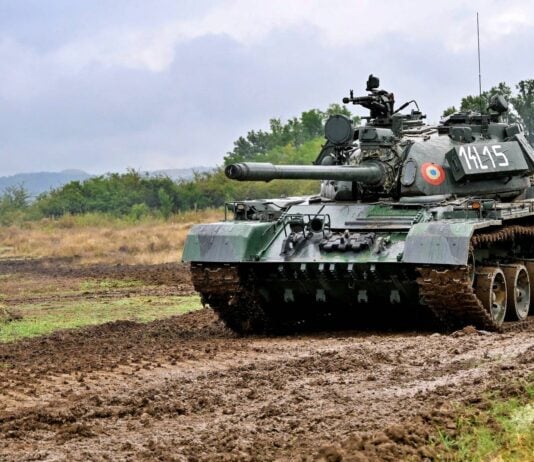 ministrul apararii cooperare italia grecia nato