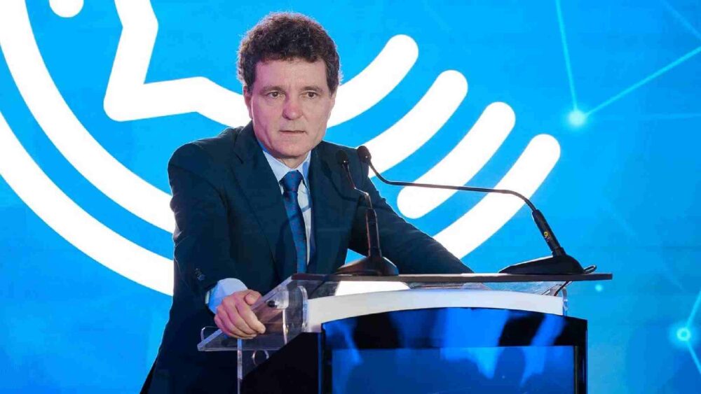 Nicusor Dan Decizia Istorica Romania Anunturile Problemele Economice Nicusor Dan Decizia Istorica Romania Anunturile Problemele Economice