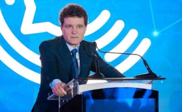 Nicusor Dan: Decizia Istorica pentru Romania si Anunturile privind Problemele Economice Nicusor Dan Decizia Istorica Romania Anunturile Problemele Economice