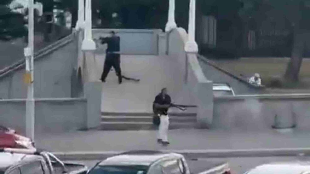 atac terorist bondi beach moment