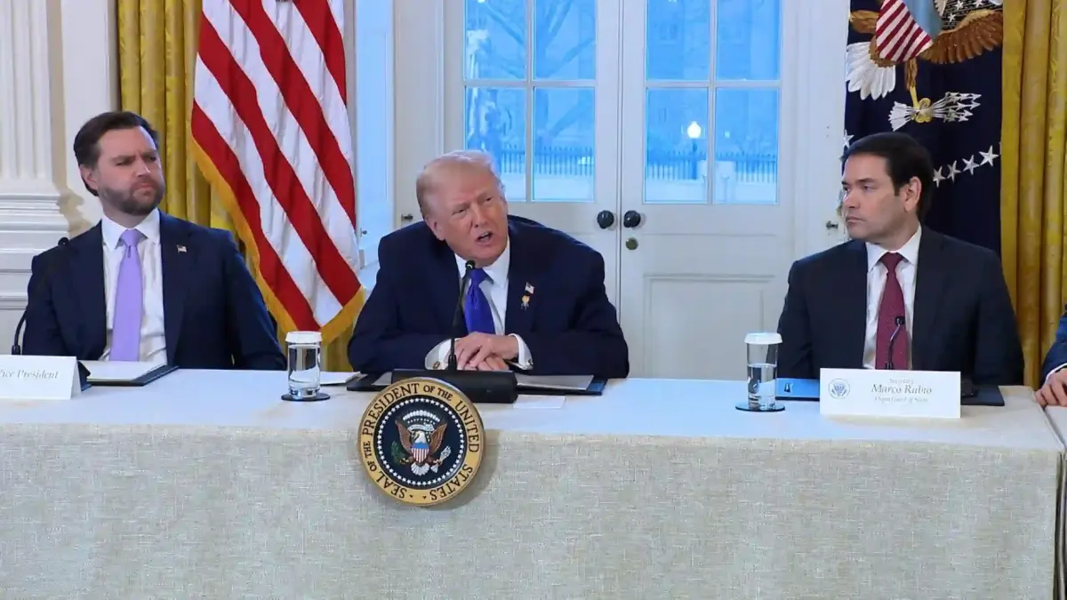 Donald Trump Ataca Marea Britanie si Incearca sa Justifice iar Anexarea Groenlandei