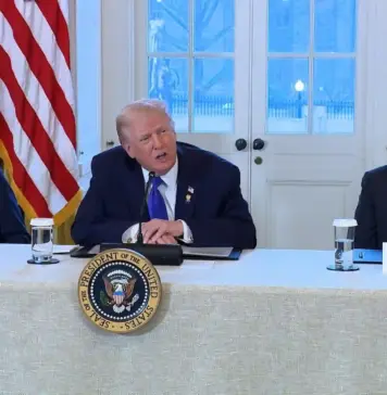 Donald Trump Ameninta ca va Lua Groenlanda cu Forta, daca nu este Cedata de Danemarca (VIDEO) Donald Trump ia groenlanda forta