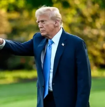 Donald Trump isi Bate Joc de Aliatii NATO, desi SUA Depinde de Bazele Militare din Tarile Aliate Donald Trump isi Bate Joc de Aliatii NATO, desi SUA Depinde de Bazele Militare din Tarile Aliate