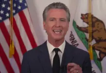 Gavin Newsom: Donald Trump e un Dinozaur T-Rex. A Dezlantuit Legea Junglei la Nivel Global, Europa Trebuie sa se Schimbe. Gavin Newsom Donald Trump Dinzoaur Dezechilibrat