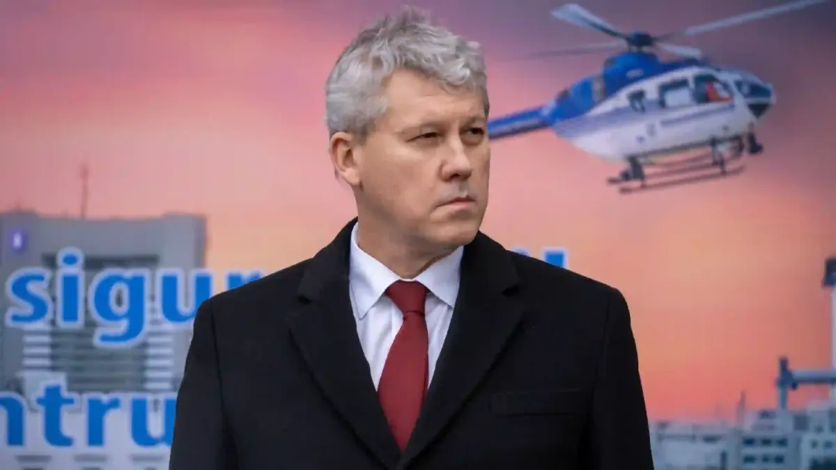 Catalin Predoiu Acces Minori 13 Ani Retele Socializare Catalin Predoiu Acces Minori 13 Ani Retele Socializare