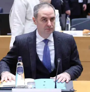 Ministrul Finantelor Relansare Economica Consultari