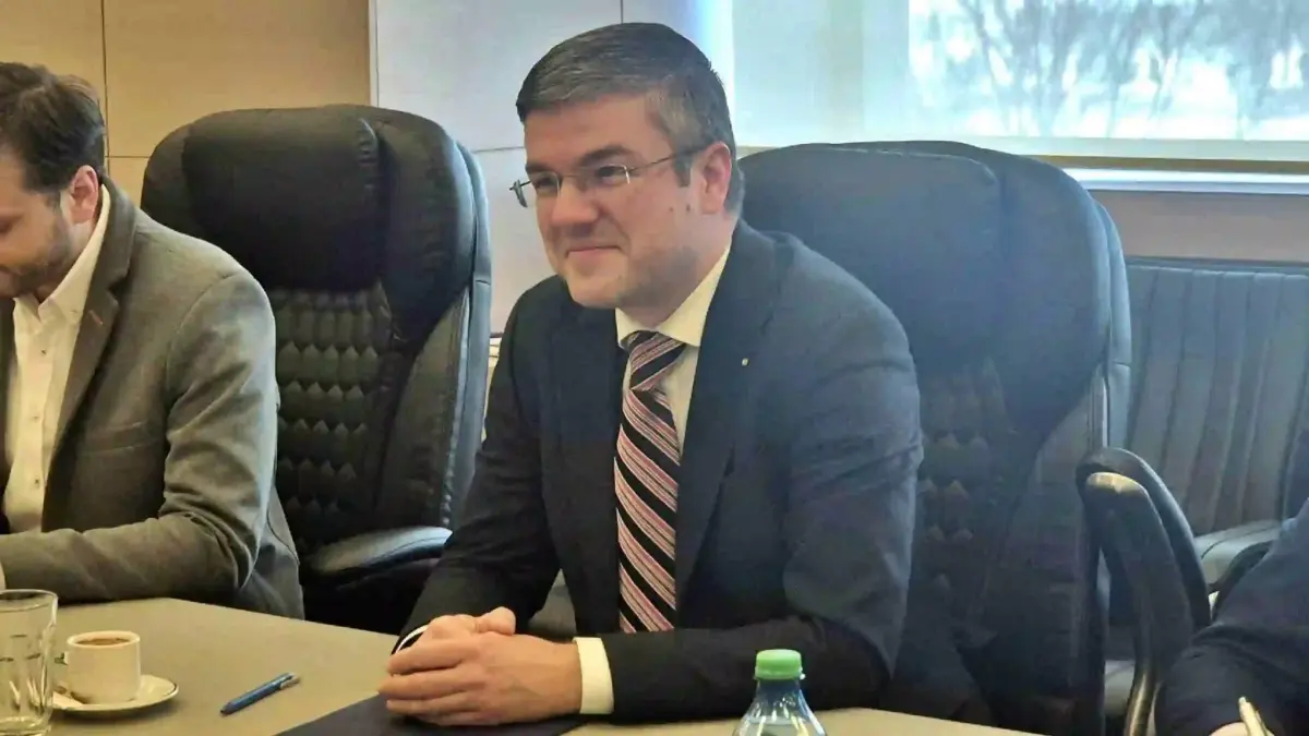 România Face Tranziția Către Un Nou Model Economic, Anunțurile Ministrului Economiei Despre Măsurile Guvernului România Face Tranziția Către Un Nou Model Economic, Anunțurile Ministrului Economiei Despre Măsurile Guvernului