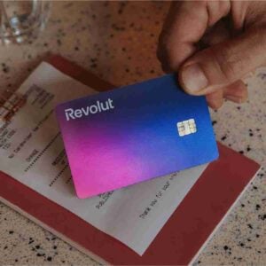 Revolut Anunță Profit Record în 2025, ce se Întâmplă cu Clienții din România