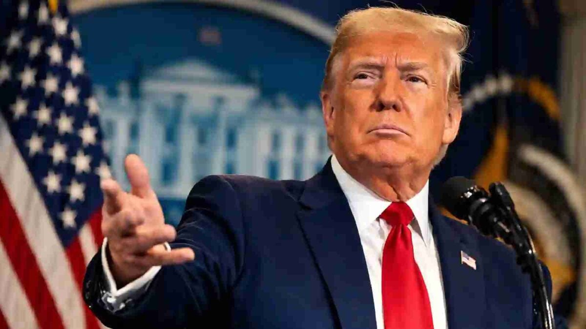 Donald Trump Amenință Iar Iranul după Impunerea Blocadei Navale Asupra Porturilor Donald Trump Amenință Iar Iranul după Impunerea Blocadei Navale Asupra Porturilor