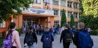 GREVA in Invatamant Pregatita de Sindicate, Guvernul Bolojan sub Presiune Inainte de Motiunea de Cenzura