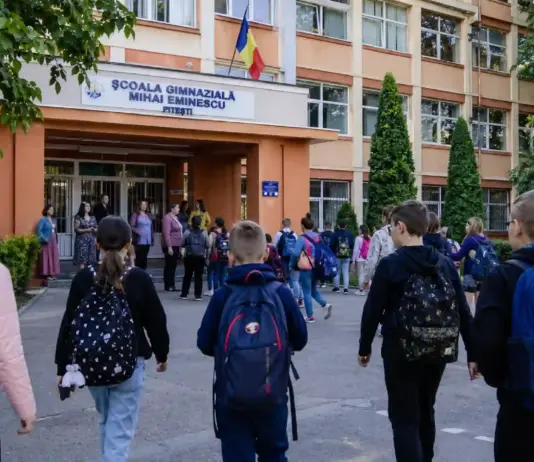 GREVA in Invatamant Pregatita de Sindicate, Guvernul Bolojan sub Presiune Inainte de Motiunea de Cenzura