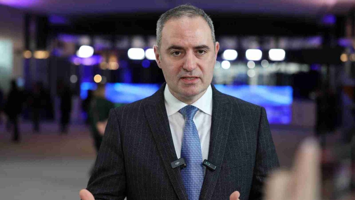 Ministrul Finanțelor Explică Importanța Victoriei Majore de la Washington pentru Casa Radio