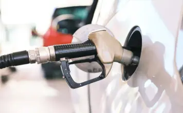 Prețurile Benzinei și Motorinei Nu vor Reveni la Valorile Dinaintea Războiului din Iran foarte Curând