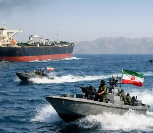 Război în IRAN Petrolier Indian Atacat în Strâmtoarea Ormuz după Reînchiderea de Duminică (AUDIO)