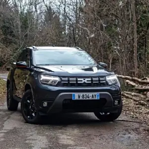 DACIA Duster 2026: Versiunea Specială Pick-UP în IMAGINI Înainte de a fi Lansată